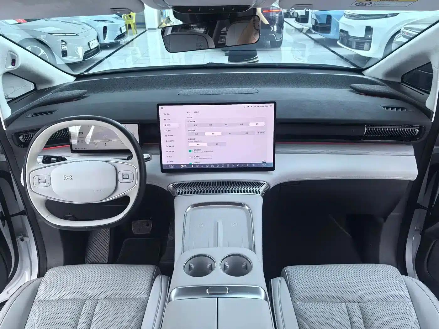 XPeng X9 2024 Model 640 AWD High Performance Max — миниатюра 6