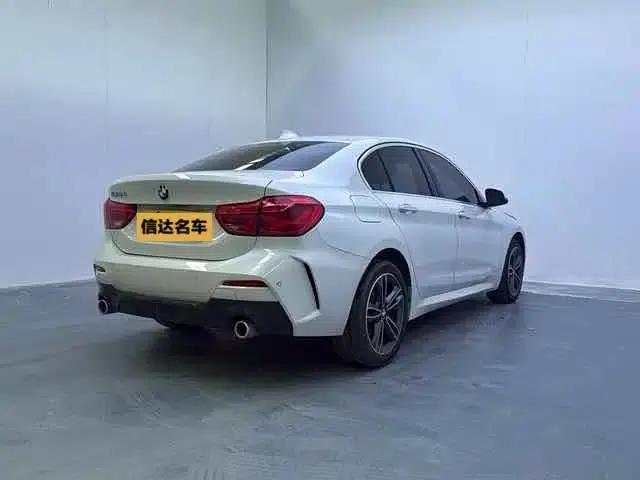 2021 BMW 1 Series Facelift 120i M Sport — миниатюра 4