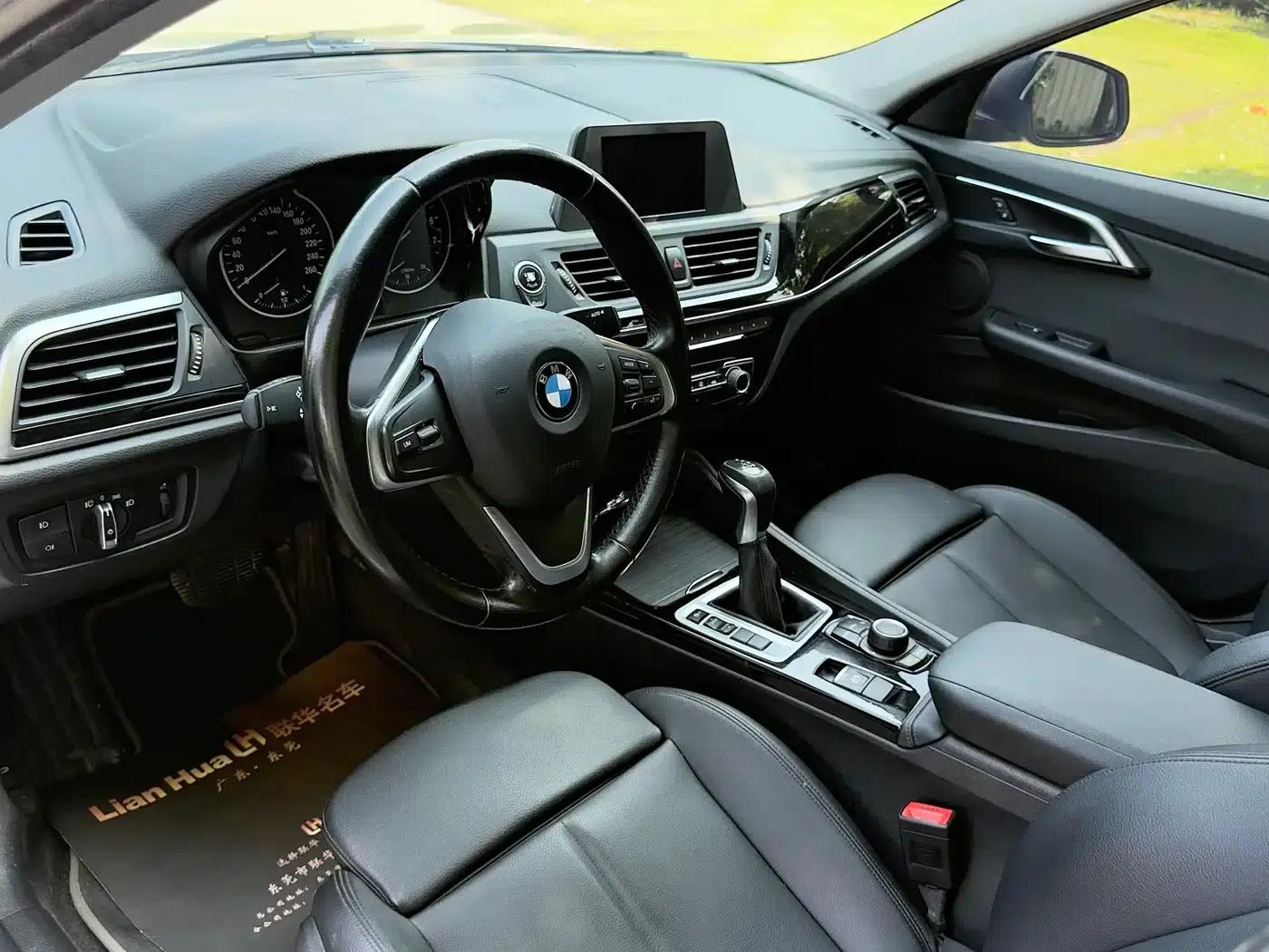 2017 BMW 1 Series 118i Sport — миниатюра 15