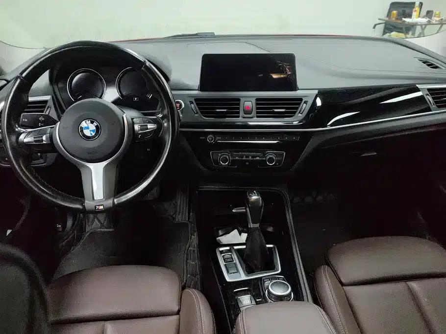 2019 BMW 1 Series 118i M Sport Package — миниатюра 12