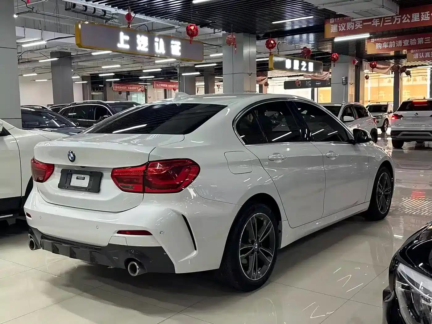 2021 BMW 1 Series 120i M Sport — миниатюра 9
