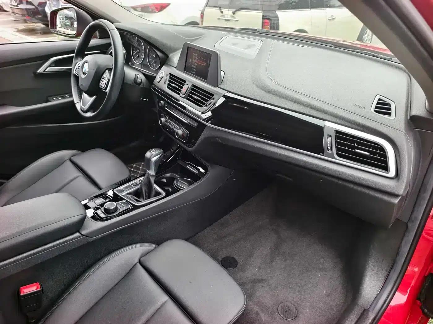 2017 BMW 1 Series 118i Sport — миниатюра 12