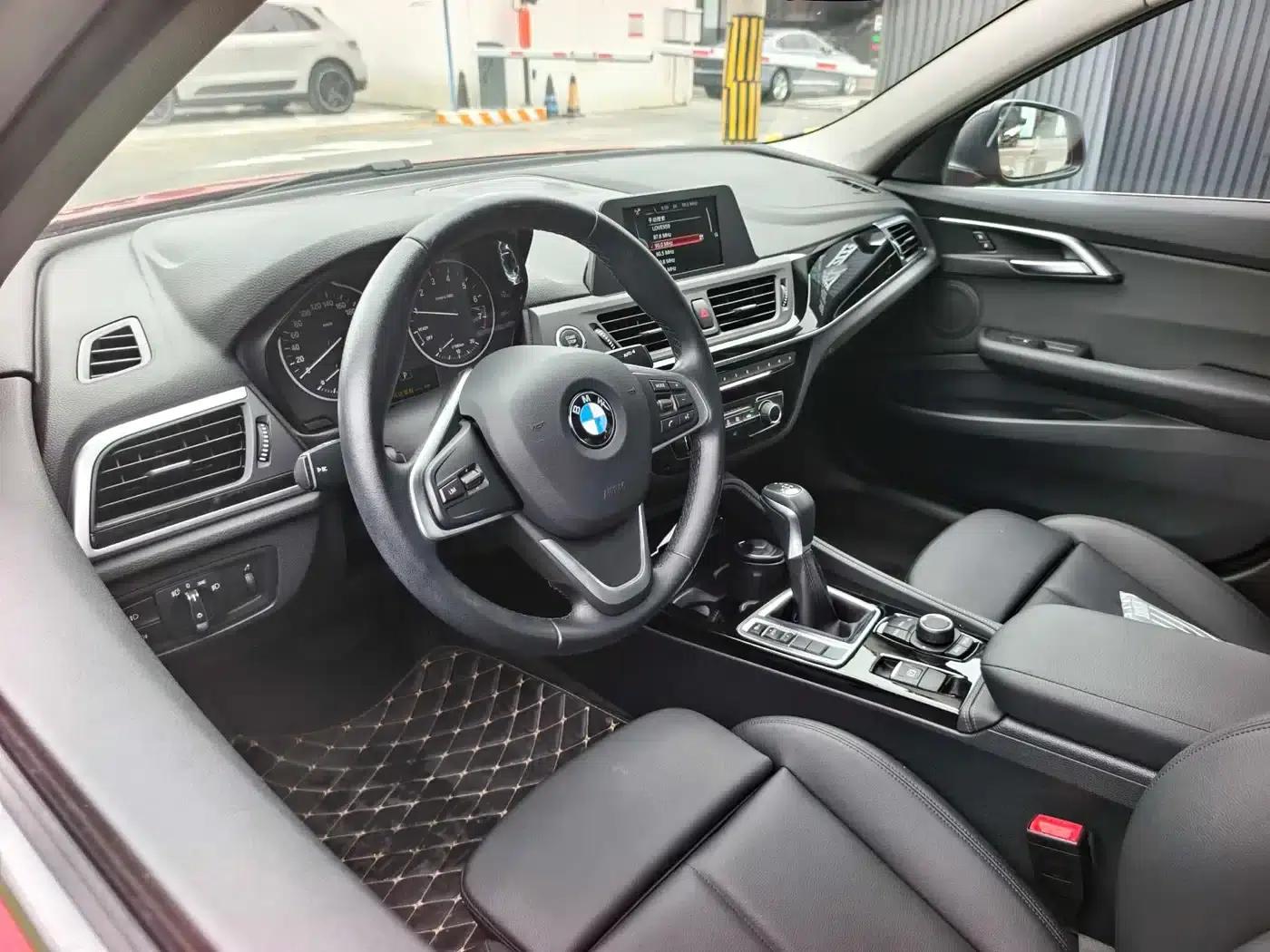 2017 BMW 1 Series 118i Sport — миниатюра 4