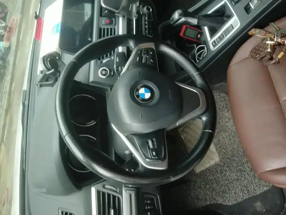 BMW 1 Series 2018 118i Fashion Edition — миниатюра 15
