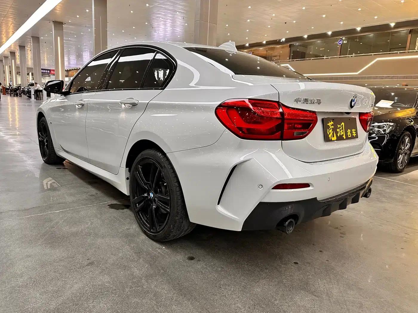 2022 BMW 1 Series 125i M Sport Shadow Edition — миниатюра 13