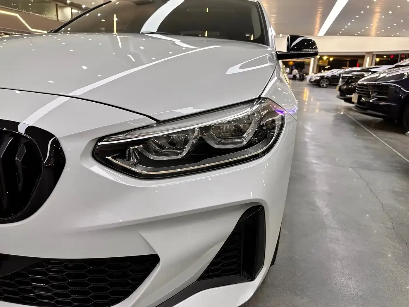 2022 BMW 1 Series 125i M Sport Shadow Edition — миниатюра 4