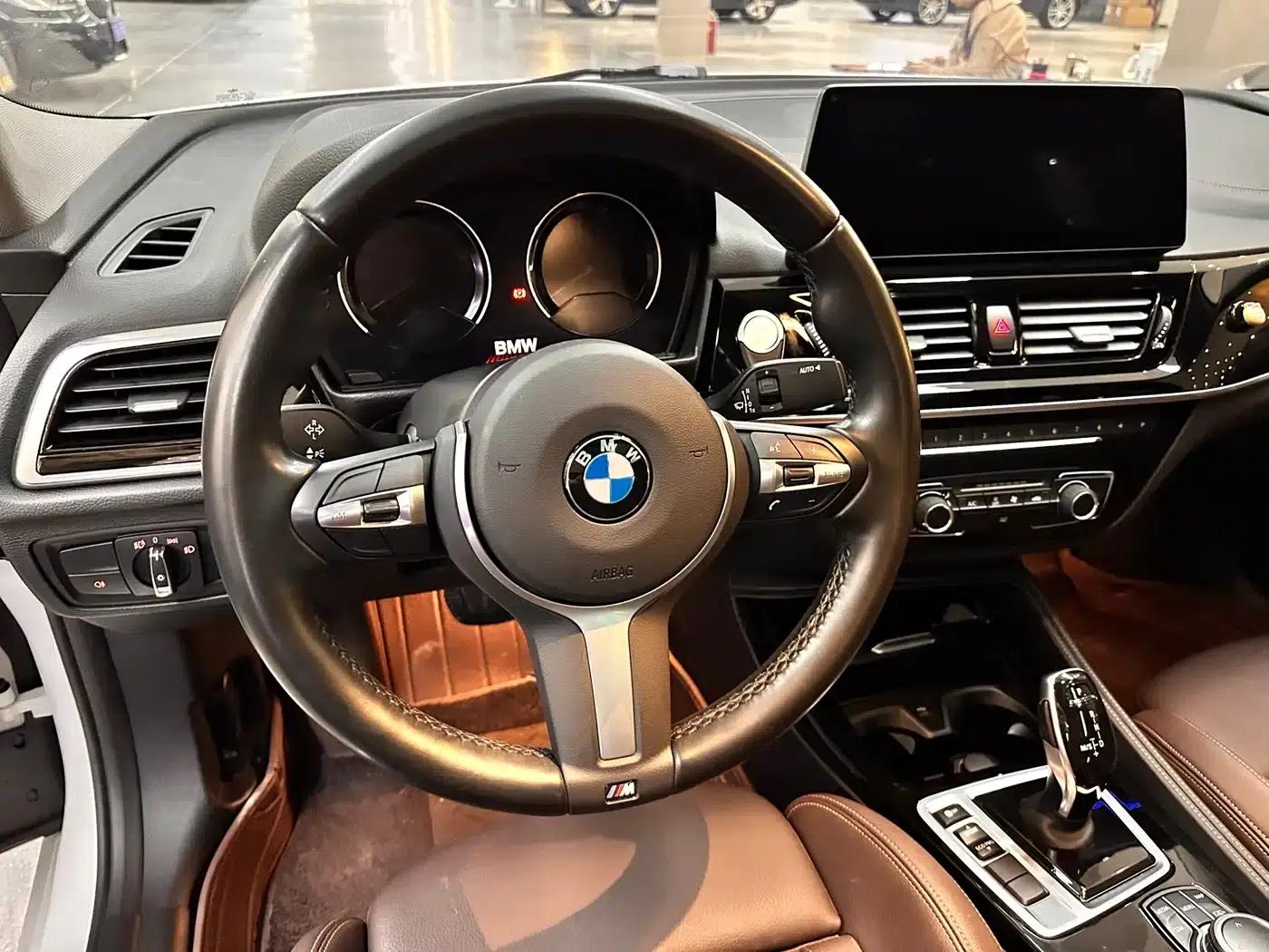 2022 BMW 1 Series 125i M Sport Shadow Edition — миниатюра 7