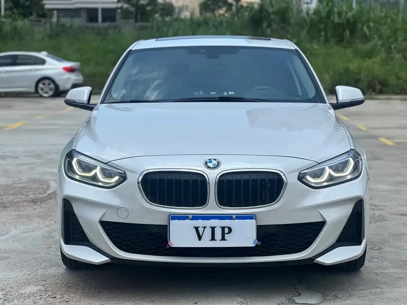 2020 BMW 1 Series 120i M Sport Package — миниатюра 2