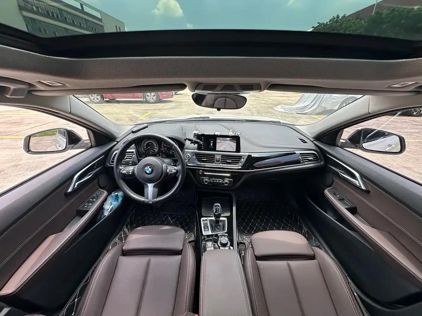 2020 BMW 1 Series 120i M Sport Package — миниатюра 5