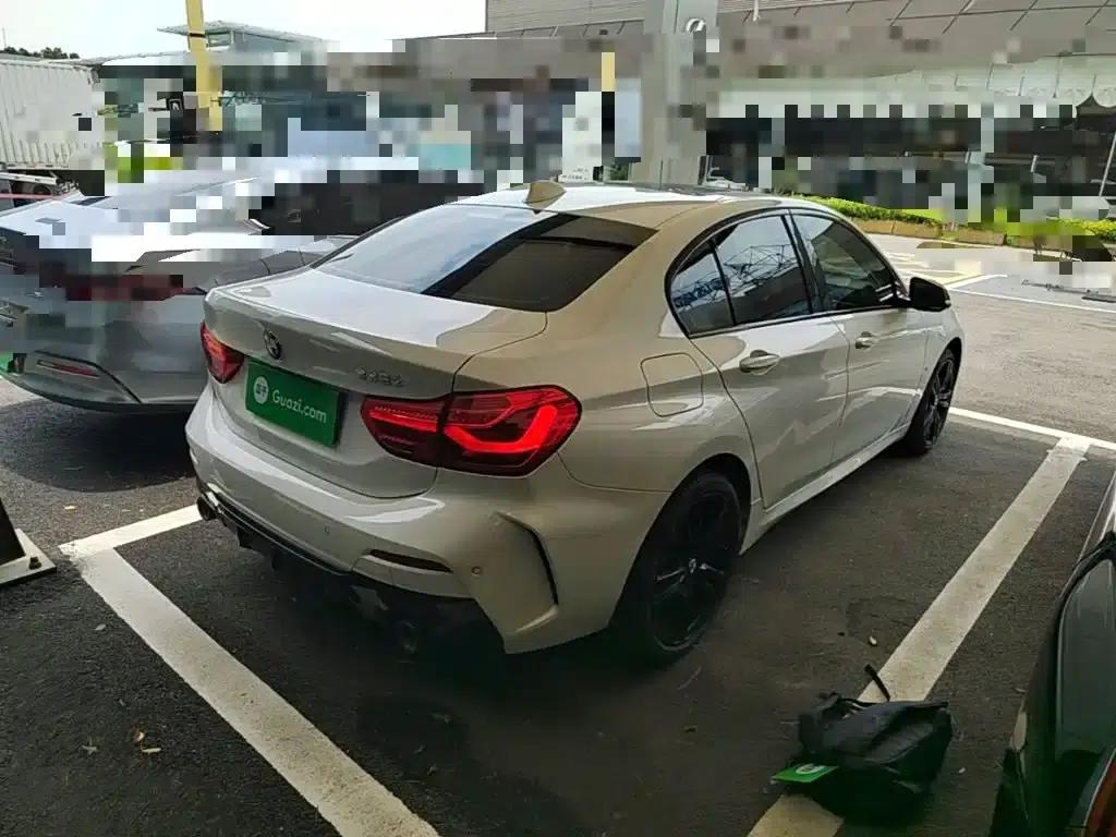 2022 BMW 1 Series 125i M Sport Shadow Edition — миниатюра 7