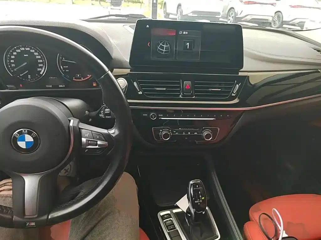 2022 BMW 1 Series 125i M Sport Shadow Edition — миниатюра 10