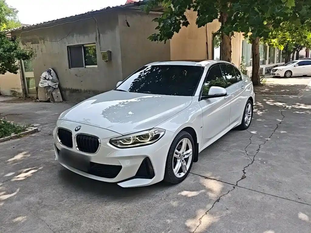 2019 BMW 1 Series 118i M Sport Package — миниатюра 1