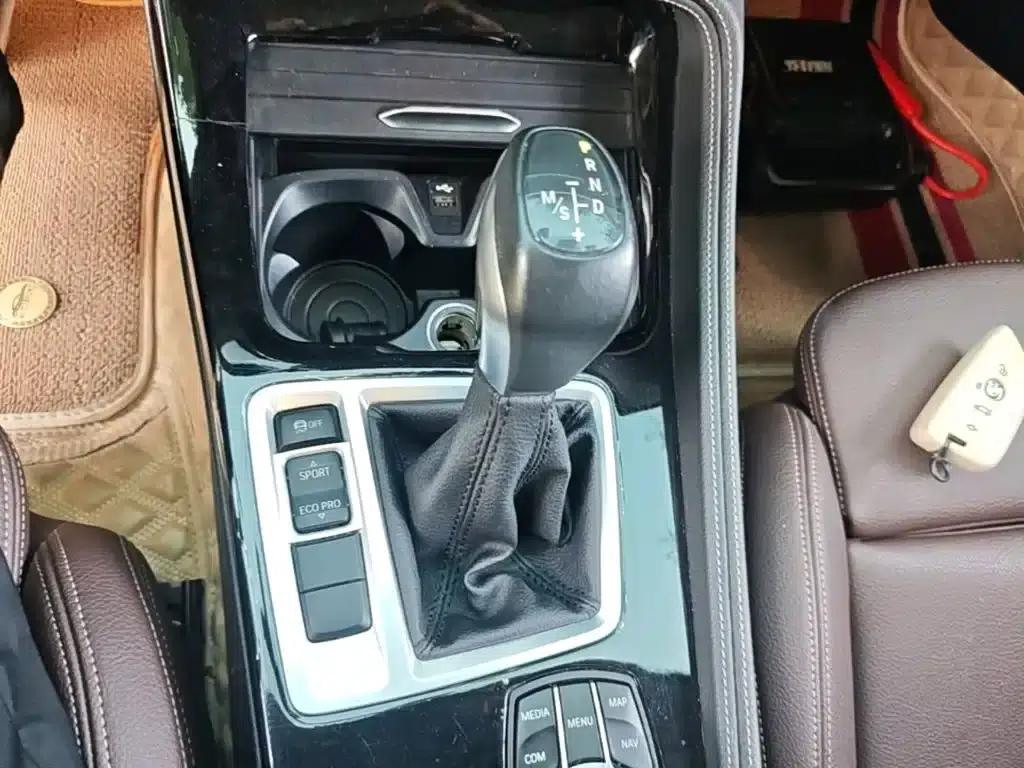 2019 BMW 1 Series 118i M Sport Package — миниатюра 14