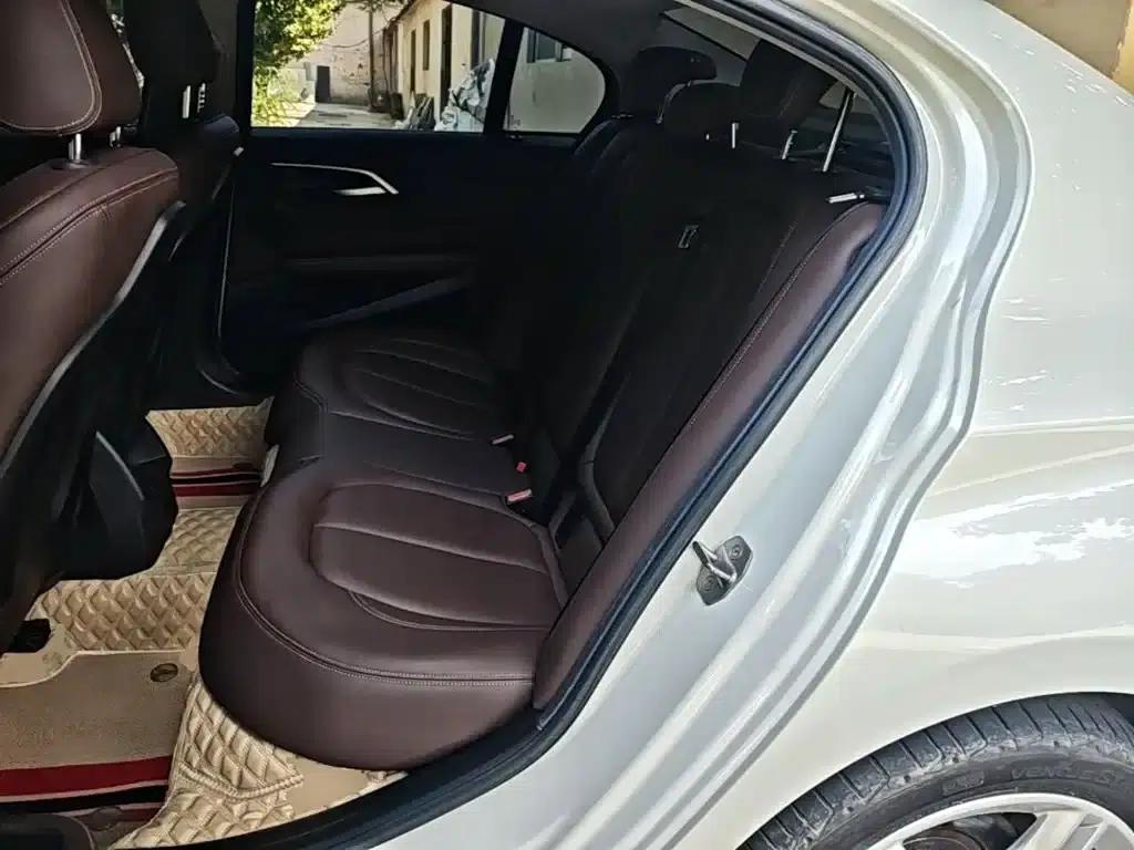 2019 BMW 1 Series 118i M Sport Package — миниатюра 17