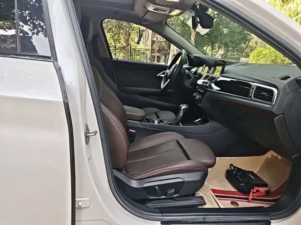 2019 BMW 1 Series 118i M Sport Package — миниатюра 25