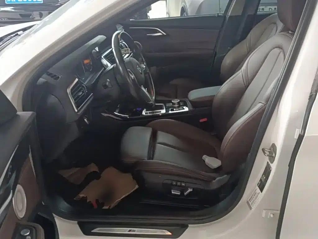 BMW 1 Series 2021 Facelift 120i M Sport Shadow Edition — миниатюра 15