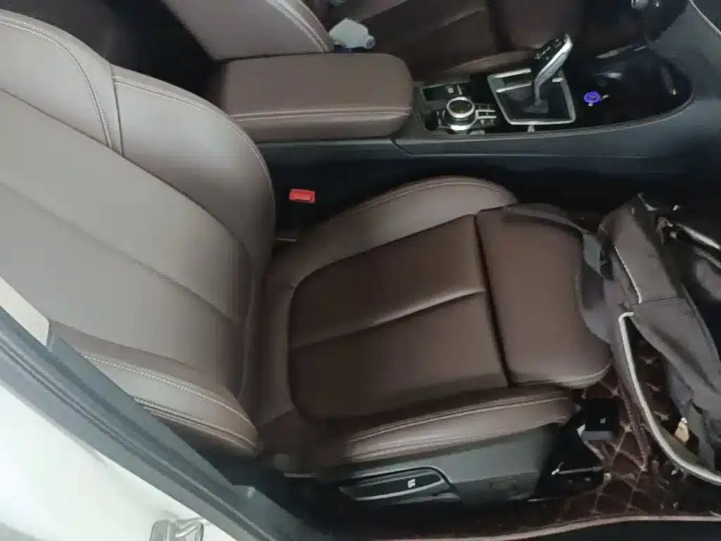 BMW 1 Series 2021 Facelift 120i M Sport Shadow Edition — миниатюра 25