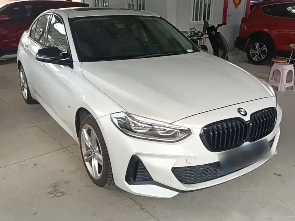 BMW 1 Series 2021 Facelift 120i M Sport Shadow Edition — миниатюра 4