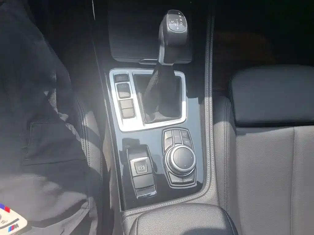 2019 BMW 1 Series 120i Leading M Sport Package — миниатюра 14