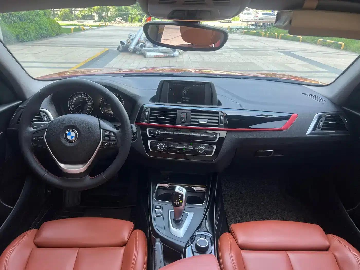 BMW 1 Series (Imported) 2018 118i Sport Design Package — миниатюра 8