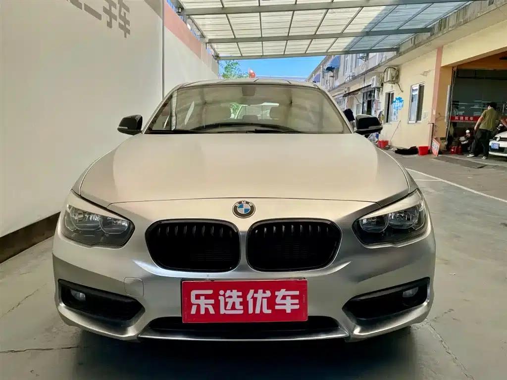 2015 BMW 1 Series Imported Model 118i Leading Edition — миниатюра 2