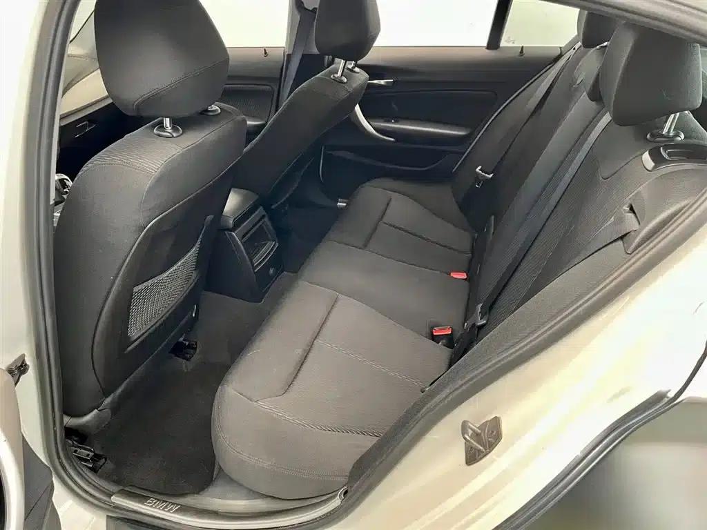 2015 BMW 1 Series Imported Model 118i Leading Edition — миниатюра 7