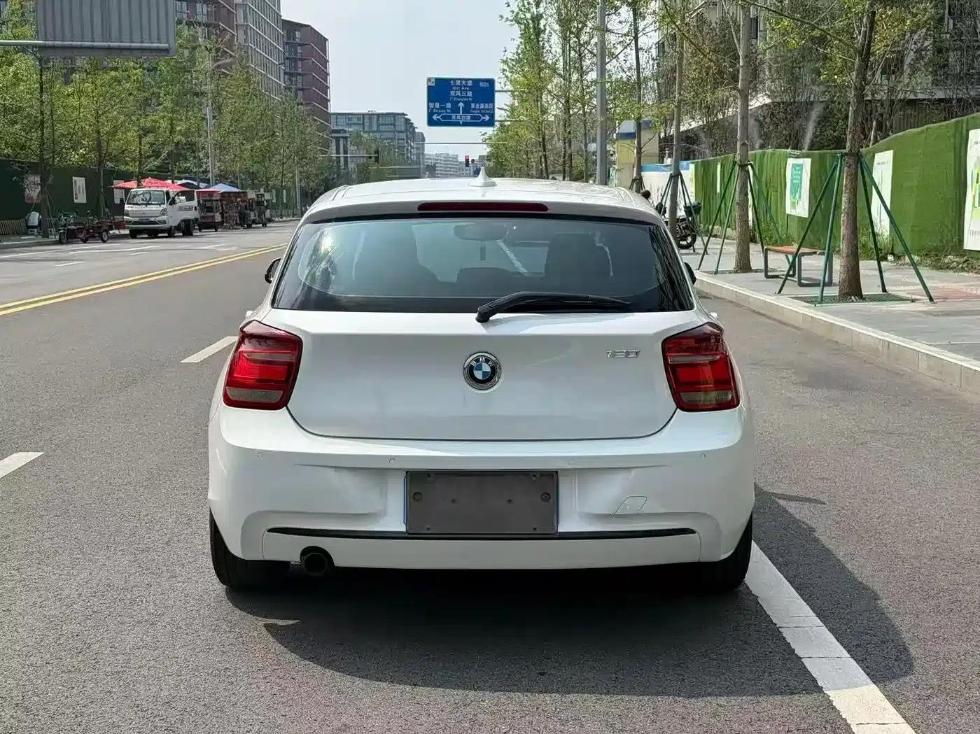 2013 BMW 1 Series (Imported) Facelift 118i Sport — миниатюра 8