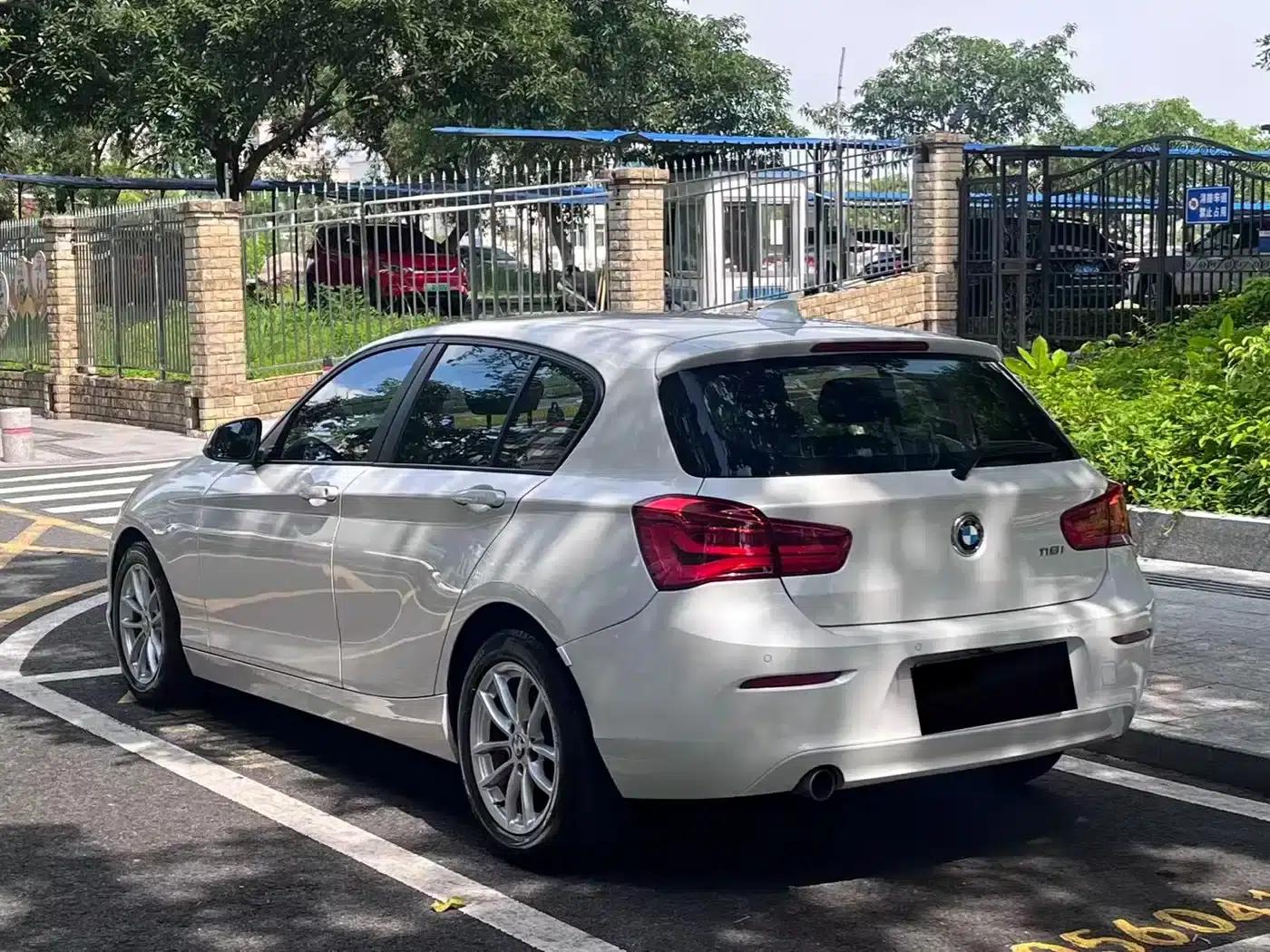 2018 BMW 1 Series Imported Model 118i Leading Edition — миниатюра 15