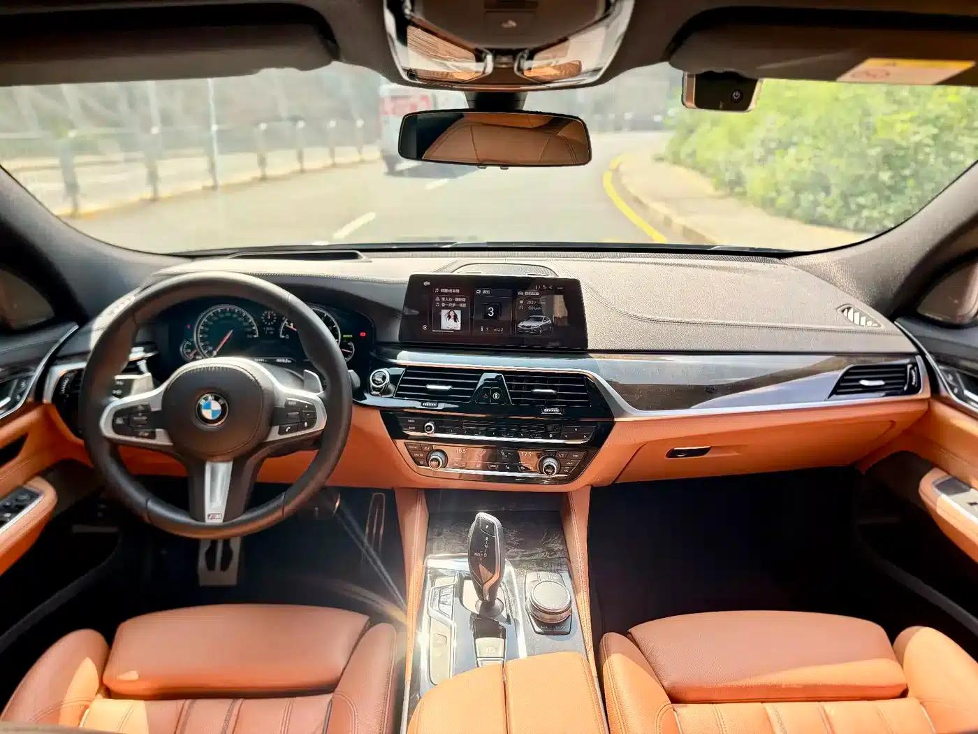 2018 BMW 6 Series GT 630i M Sport Package — миниатюра 7