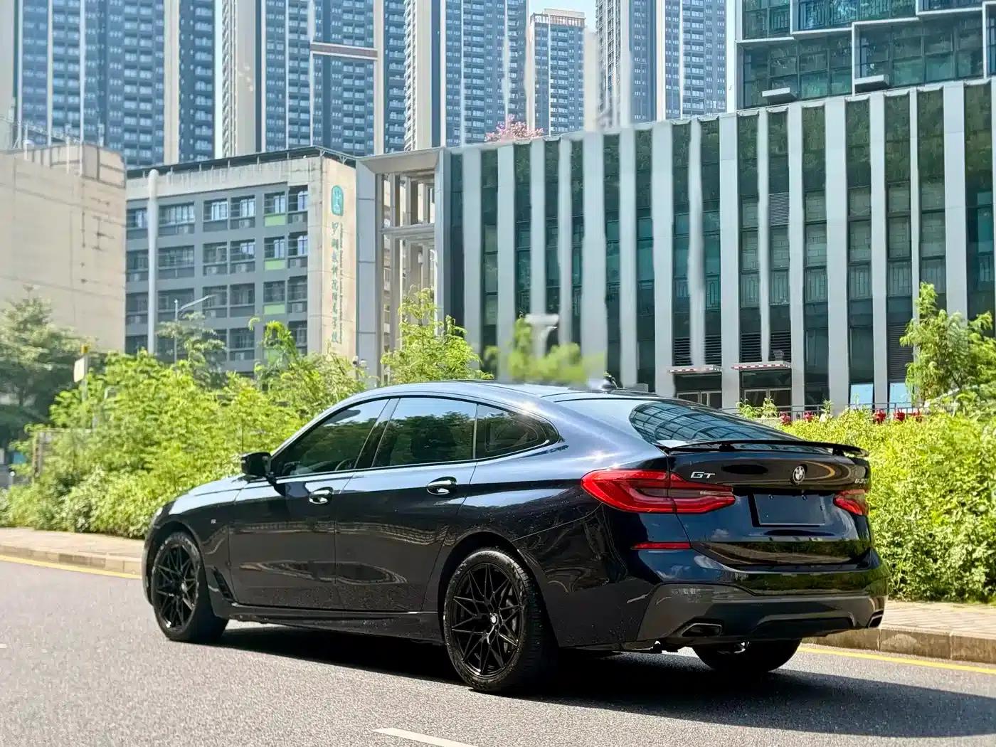 2018 BMW 6 Series GT 630i M Sport Package — миниатюра 10
