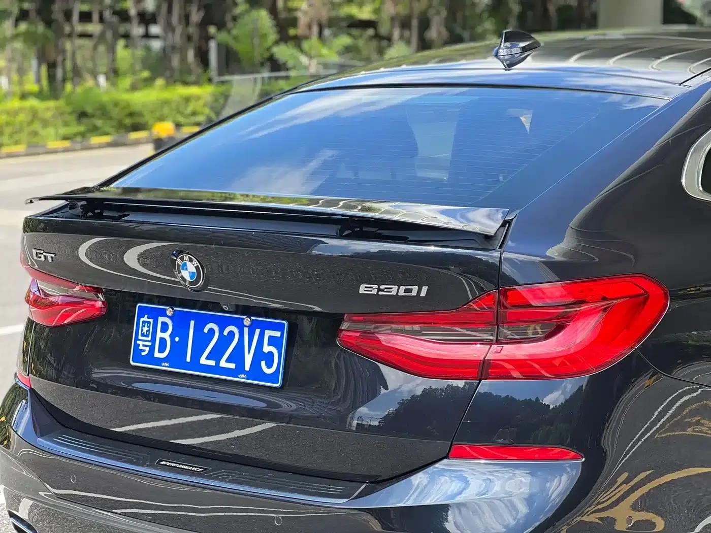 BMW 6 Series GT 2019 630i M Sport Grand Tourer — миниатюра 17