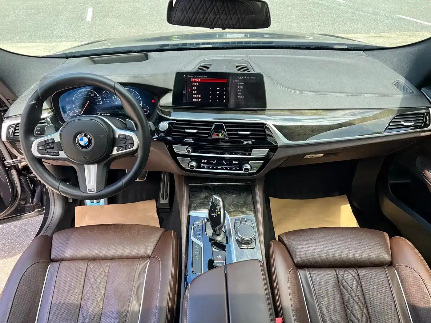BMW 6 Series GT 2019 630i M Sport Grand Tourer — миниатюра 9