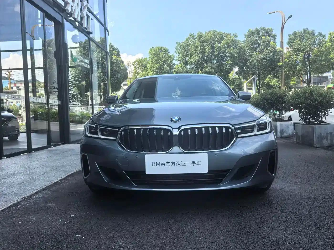 2021 BMW 6 Series GT 630i Luxury Design Package — миниатюра 2