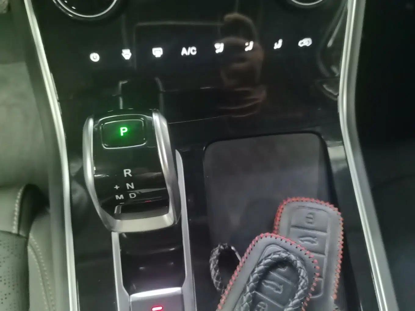 Chery Tiggo 8 2022 1.5 TCI Automatic Prestige Edition 7-Seater — миниатюра 16