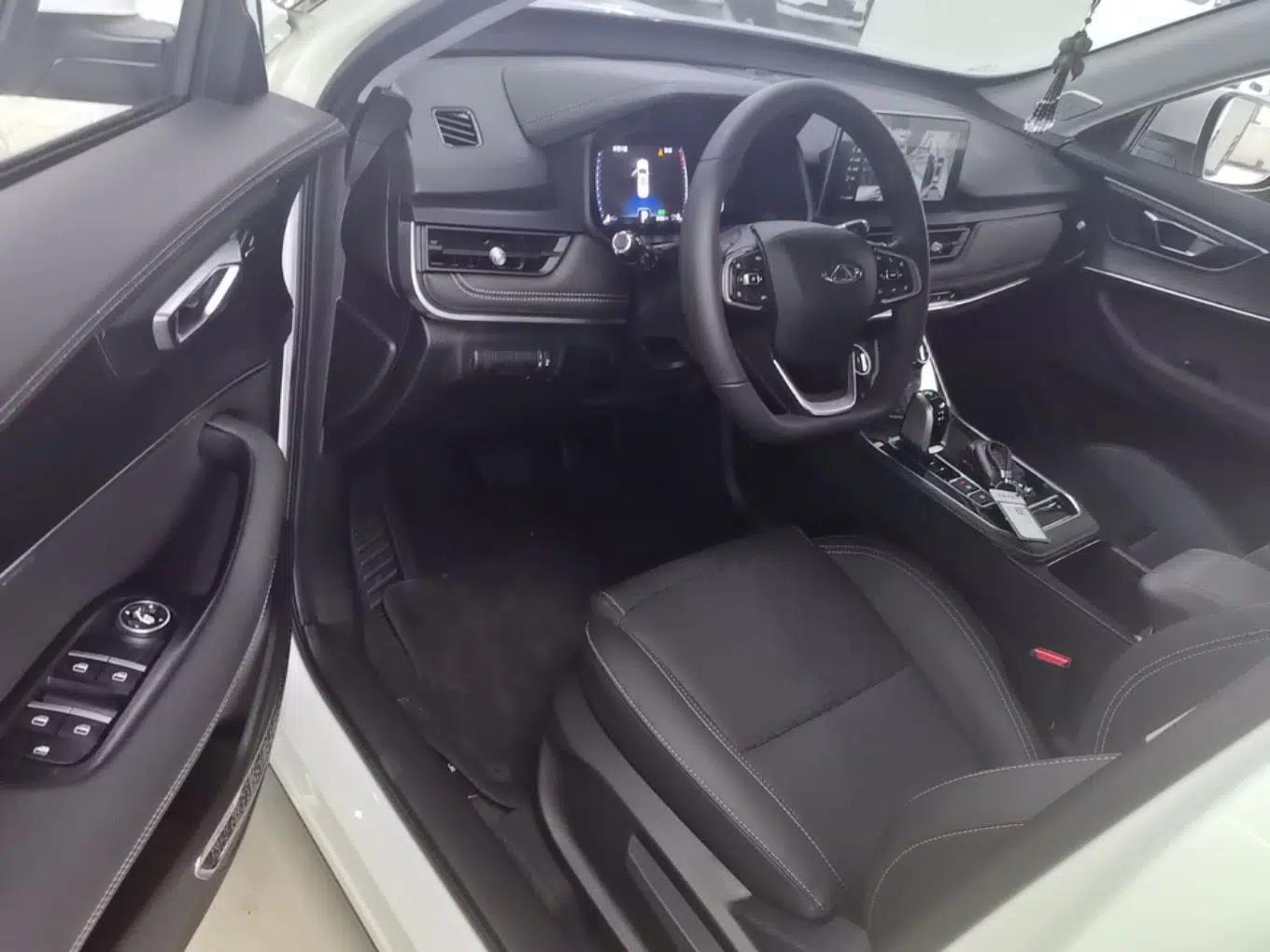 Chery Tiggo 8 2022 1.5 TCI Automatic Prestige Edition 7-Seater — миниатюра 18