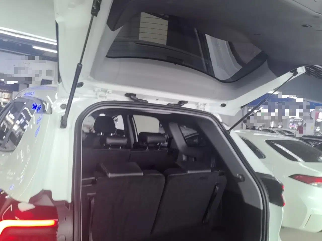 Chery Tiggo 8 2022 1.5 TCI Automatic Prestige Edition 7-Seater — миниатюра 22