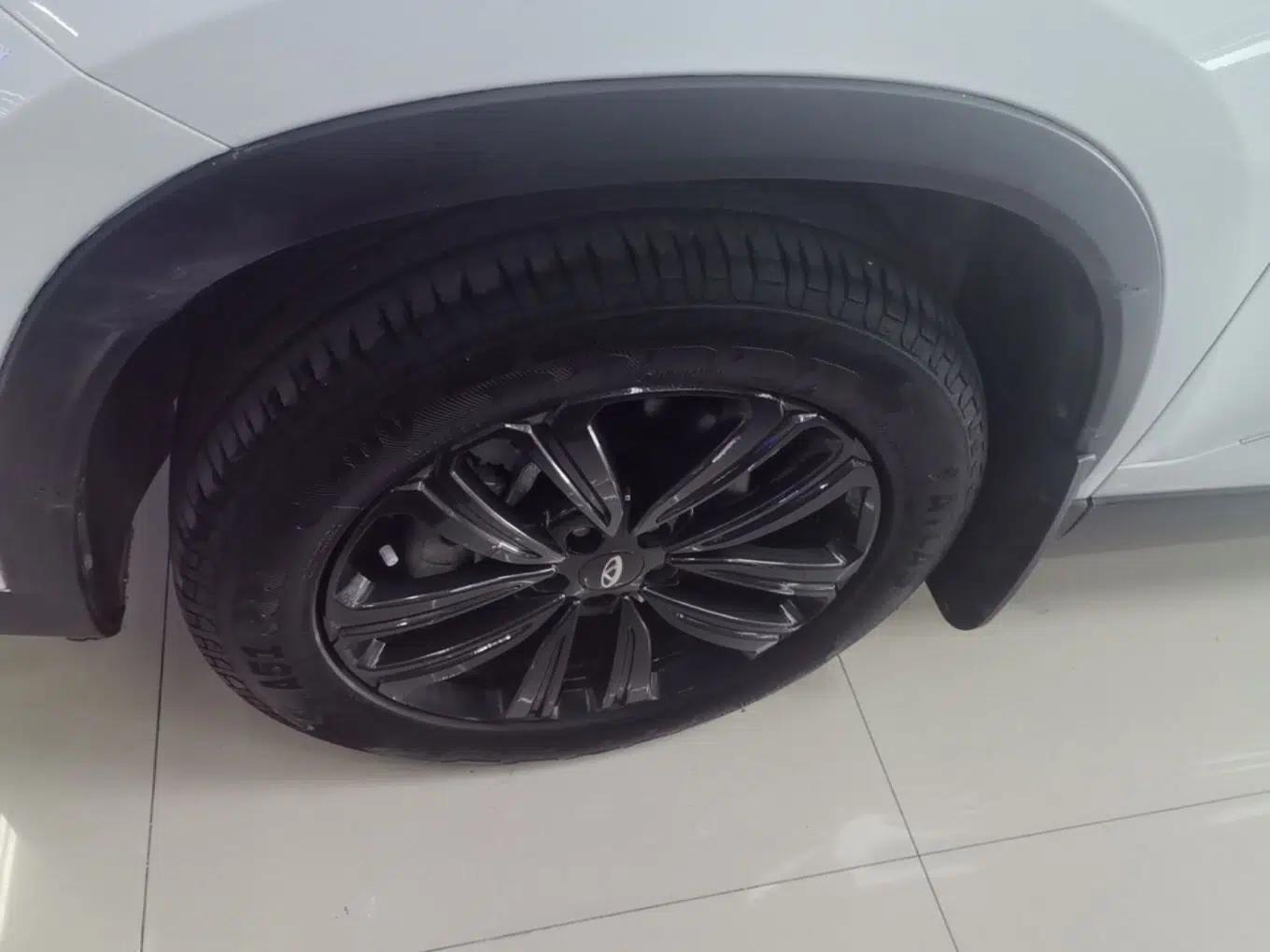 Chery Tiggo 8 2022 1.5 TCI Automatic Prestige Edition 7-Seater — миниатюра 10