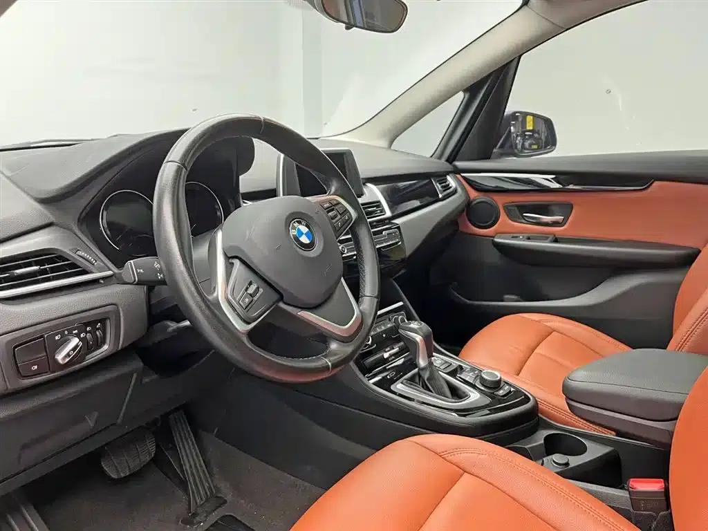 2019 BMW 2 Series Gran Tourer 218i Leading Edition — миниатюра 14