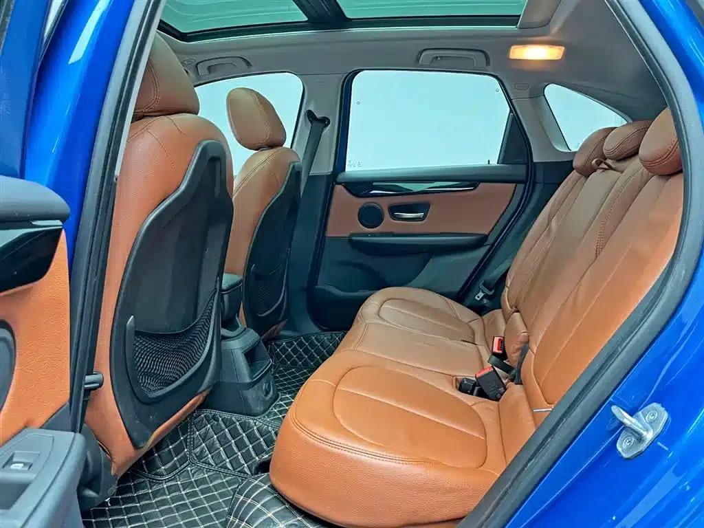 2019 BMW 2 Series Gran Tourer 218i Leading Edition — миниатюра 16