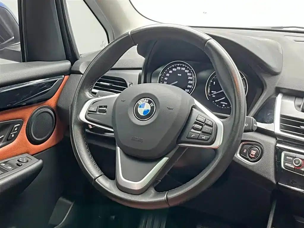 2019 BMW 2 Series Gran Tourer 218i Leading Edition — миниатюра 21