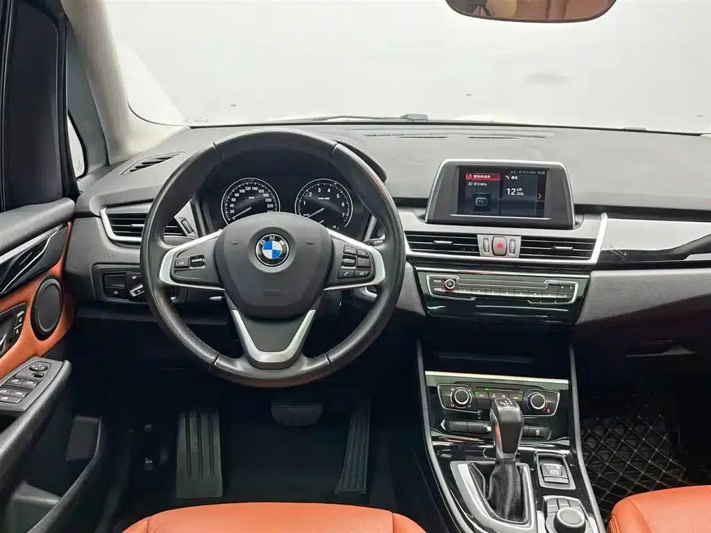 2019 BMW 2 Series Gran Tourer 218i Leading Edition — миниатюра 22