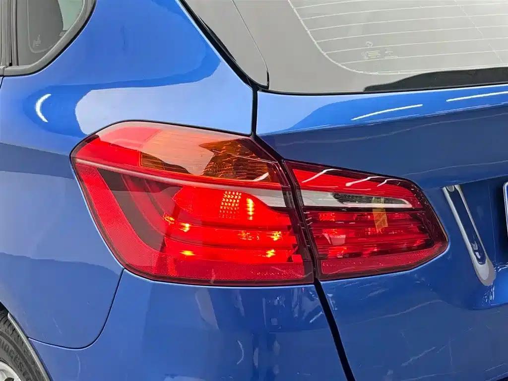 2019 BMW 2 Series Gran Tourer 218i Leading Edition — миниатюра 10