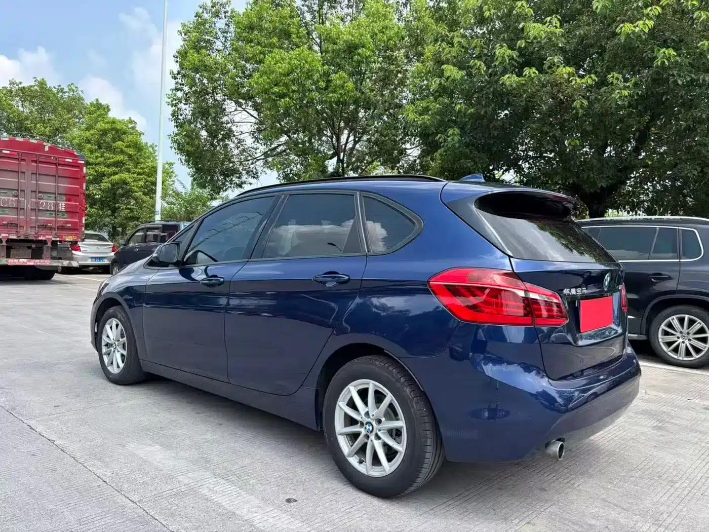 2016 BMW 2 Series Gran Tourer 218i Fashion Edition — миниатюра 9