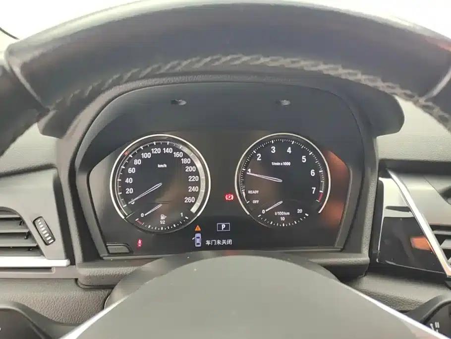 2018 BMW 2 Series Gran Tourer 218i Leading Edition — миниатюра 14