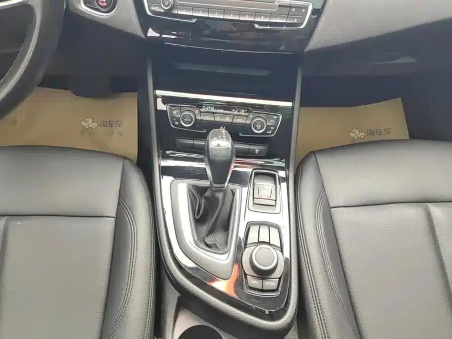 2018 BMW 2 Series Gran Tourer 218i Leading Edition — миниатюра 16