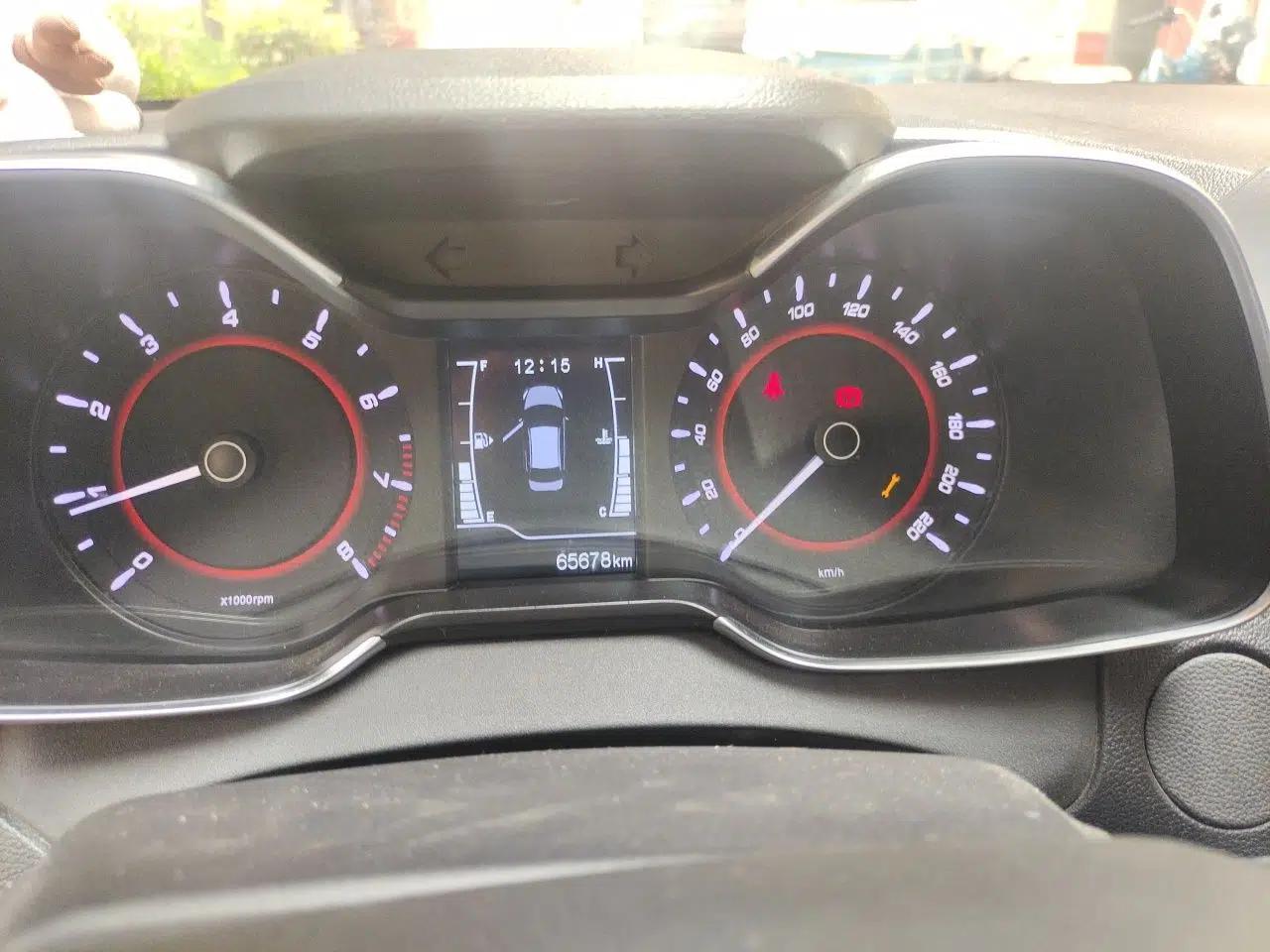 Chery Arrizo 5 2017 1.5L Manual Lingchao Edition — миниатюра 11
