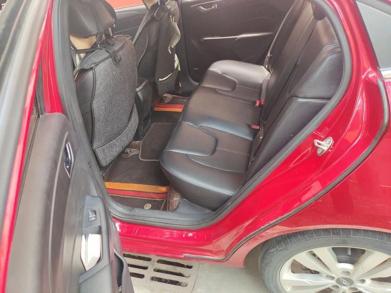 Chery Arrizo 5 2017 1.5L Manual Lingchao Edition — миниатюра 17