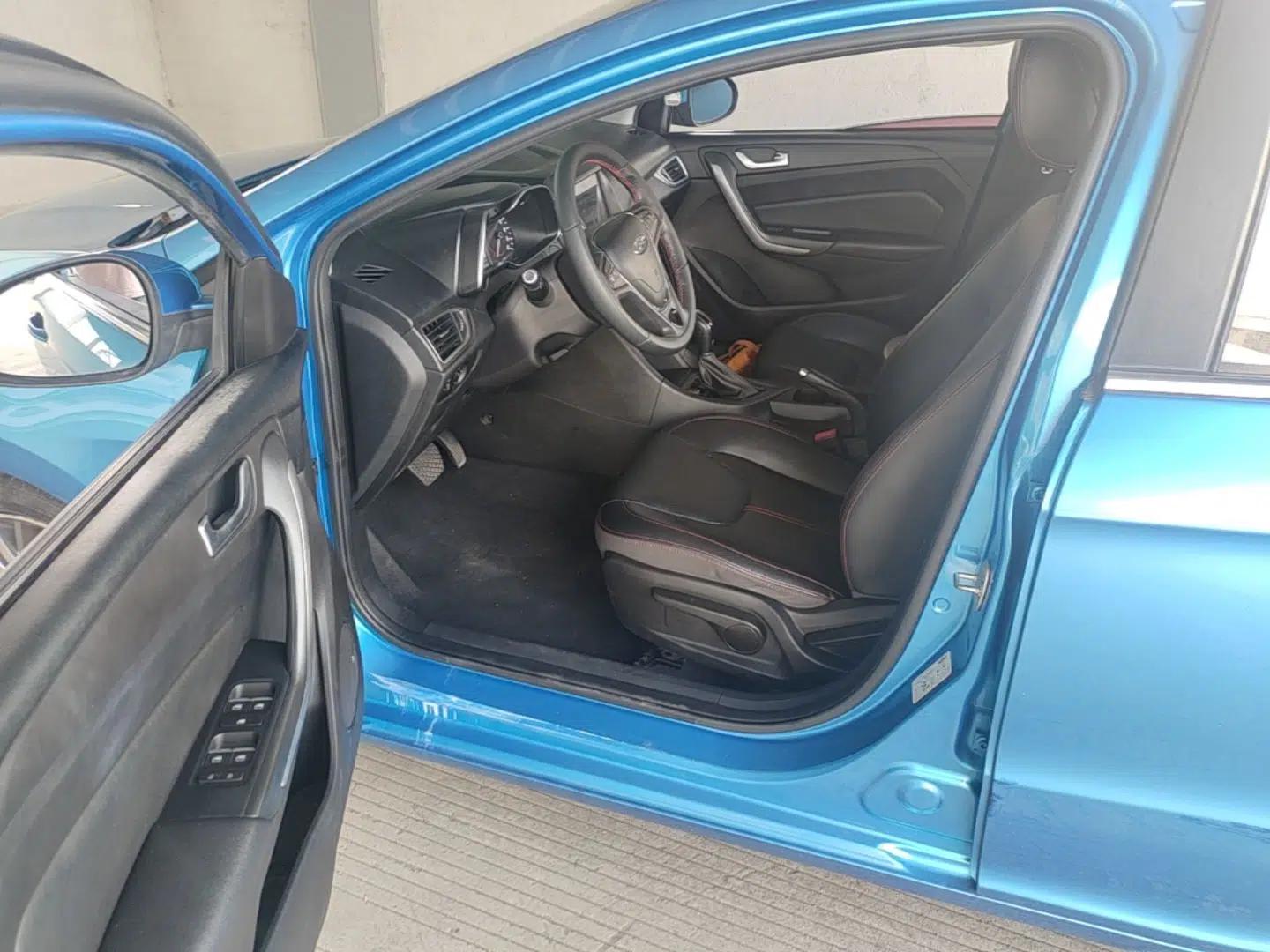 Chery Arrizo 5 2017 1.5L CVT Luxury Edition — миниатюра 18