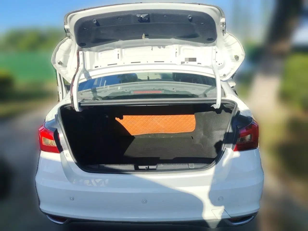 Chery Arrizo 5 2019 PRO 1.5L Manual Youth Edition China VI compliant — миниатюра 19