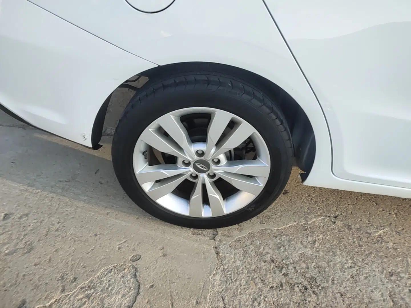 Chery Arrizo 5 2016 1.5L CVT Trendsetting Edition — миниатюра 11